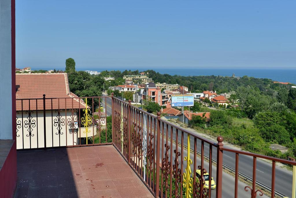 Ellinis Hotel Варна Екстер'єр фото